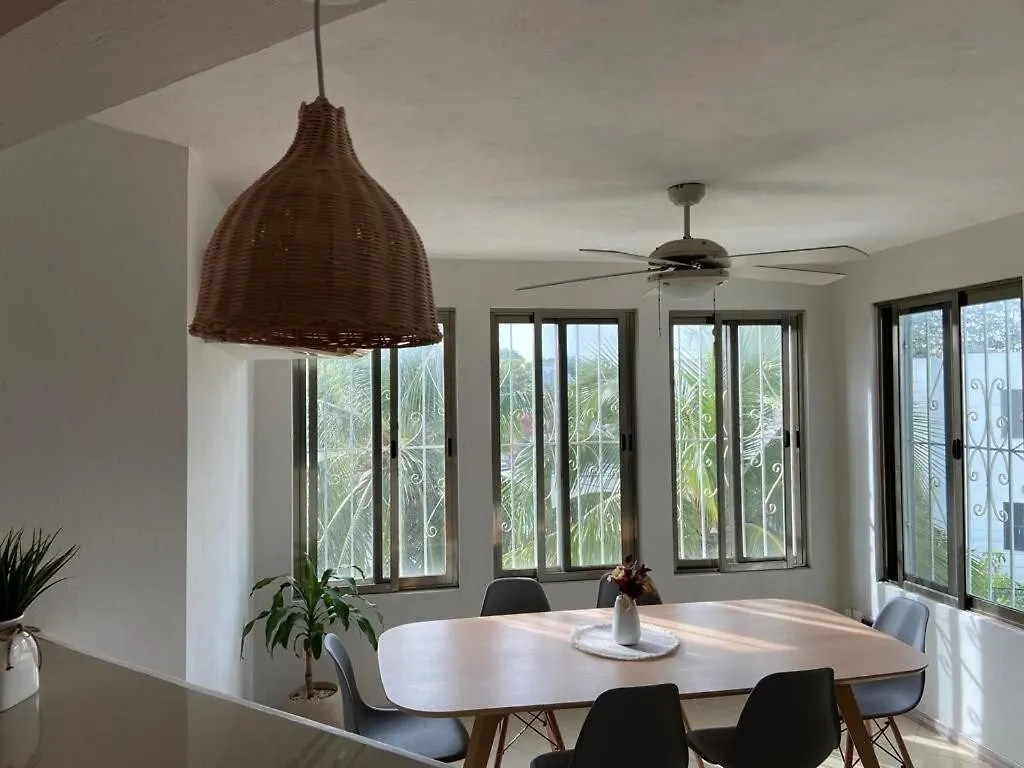 Hermoso Condominio Recien Remodelado Con Alberca Y Super Ubicacion Cancun 0*,